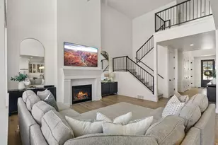 686 W Eaglecrest Cir, Elk Ridge, UT 84651 - Photo 8