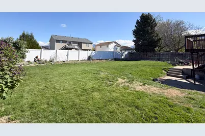 1034 W 4250 S, Riverdale, UT 84405 - Photo 28