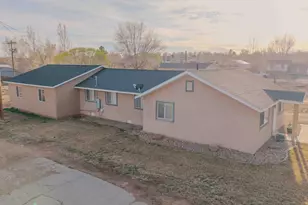 377 W 200 N, Roosevelt, UT 84066 - Photo 8