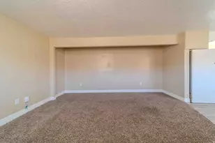 377 W 200 N, Roosevelt, UT 84066 - Photo 12