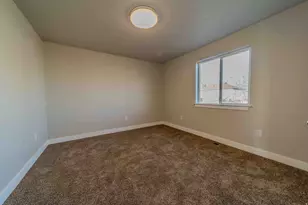 377 W 200 N, Roosevelt, UT 84066 - Photo 28