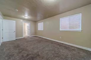377 W 200 N, Roosevelt, UT 84066 - Photo 24