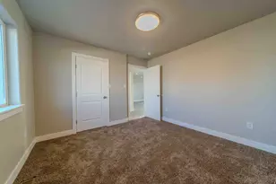377 W 200 N, Roosevelt, UT 84066 - Photo 32