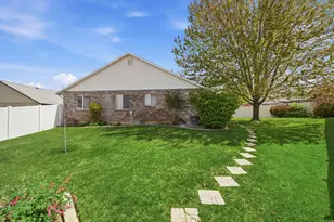 5145 S 350 E, Washington Terrace, UT 84405 - Photo 16