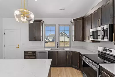3268 S 4950 W, West Haven, UT 84401 - Photo 36