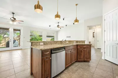 805 S Dixie Dr #24, Saint George, UT 84770 - Photo 14