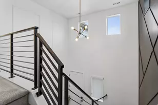 1935 W Parkview Dr, Syracuse, UT 84075 - Photo 18