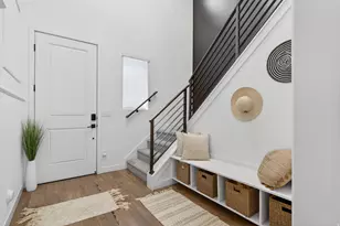 1935 W Parkview Dr, Syracuse, UT 84075 - Photo 10