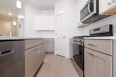 1508 W Banner Dr #823, Saratoga Springs, UT 84045 - Photo 8
