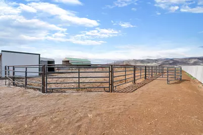 675 N Sr 118, Central Valley, UT 84754 - Photo 46
