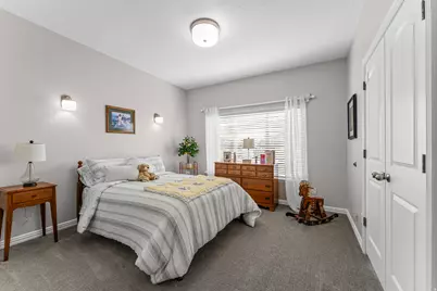 178 E Edgecrest Ln, North Salt Lake, UT 84054 - Photo 16