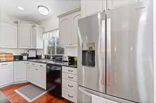 178 E Edgecrest Ln, North Salt Lake, UT 84054 - Photo 10