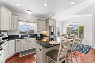 178 E Edgecrest Ln, North Salt Lake, UT 84054 - Photo 8