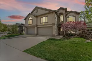 178 E Edgecrest Ln, North Salt Lake, UT 84054 - Photo 2