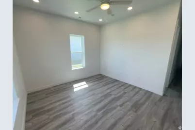 312 S State St, Preston, ID 83263 - Photo 4