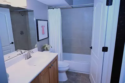 11948 S Cottage View Ln E, Draper, UT 84020 - Photo 14