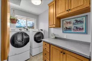 7349 Rose Creek Ln, Herriman, UT 84096 - Photo 14
