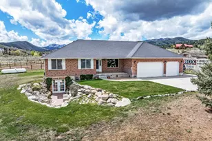 7349 Rose Creek Ln, Herriman, UT 84096 - Photo 2