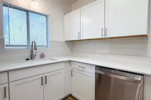1035 W Main St, Lehi, UT 84043 - Photo 10