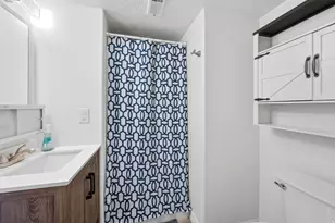 2198 S Elaine Dr E, Bountiful, UT 84010 - Photo 22