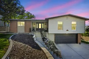 2198 S Elaine Dr E, Bountiful, UT 84010 - Photo 4