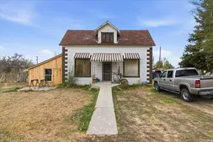 146 W 200 N, Manti, UT 84642 - Photo 2