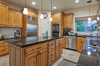 11438 S Gadzooks Dr, Sandy, UT 84094 - Photo 8