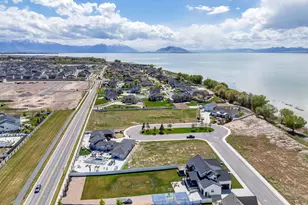 208 N Bay Dr, Vineyard, UT 84059 - Photo 98