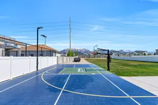 208 N Bay Dr, Vineyard, UT 84059 - Photo 76