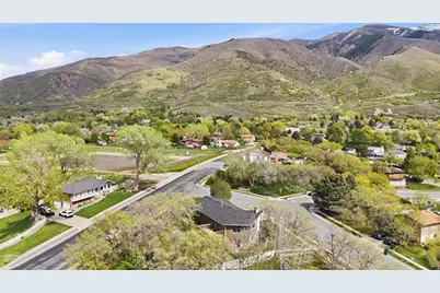 2599 E Joni Dr, Layton, UT 84040 - Photo 62