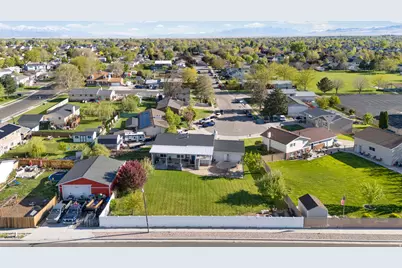 1410 W 750 S, Clearfield, UT 84015 - Photo 40