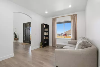 2164 E Pinto Pkwy, Tooele, UT 84074 - Photo 8