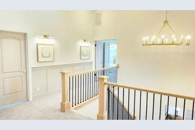 1972 E Everleigh Cir, Sandy, UT 84093 - Photo 18