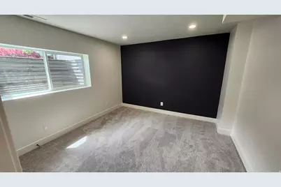 1972 E Everleigh Cir, Sandy, UT 84093 - Photo 36