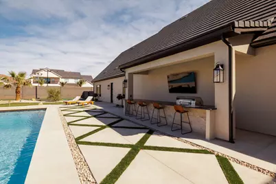 2281 S Crimson Cliffs Way, Saint George, UT 84790 - Photo 10