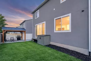 208 W Willet Dr, Salem, UT 84653 - Photo 6