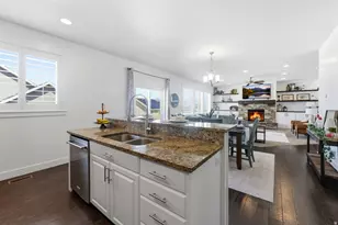 598 W Regal View Dr, Saratoga Springs, UT 84045 - Photo 14