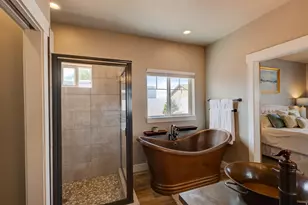 604 W Harrisville Rd, Harrisville, UT 84404 - Photo 12