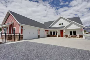 604 W Harrisville Rd, Harrisville, UT 84404 - Photo 2