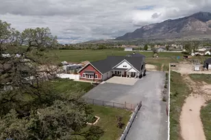 604 W Harrisville Rd, Harrisville, UT 84404 - Photo 18