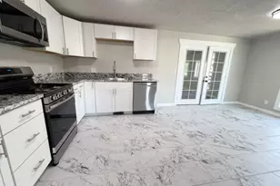 1310 Marilyn Dr, Syracuse, UT 84075 - Photo 6