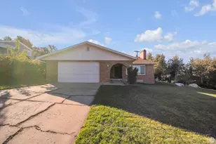 276 E Spencer Way, Farmington, UT 84025 - Photo 2