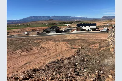 934 W 3270 S #2, Hurricane, UT 84737 - Photo 28