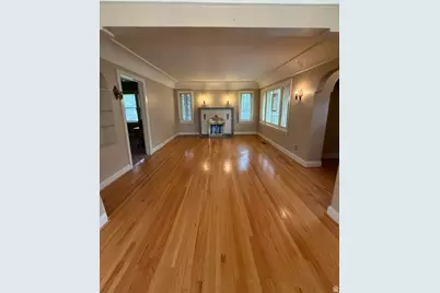 2181 E Arbor Ln, Holladay, UT 84117 - Photo 12
