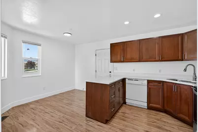 6306 W Marcrest Dr, West Valley, UT 84128 - Photo 8