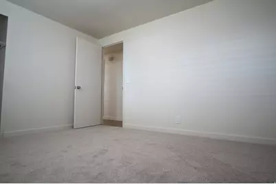 416 E 8260 S, Sandy, UT 84070 - Photo 20