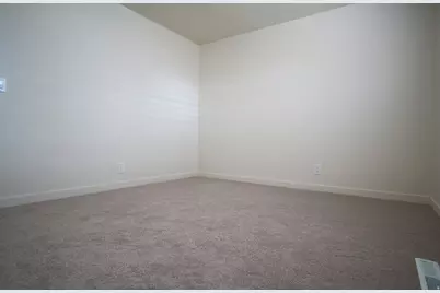 416 E 8260 S, Sandy, UT 84070 - Photo 26
