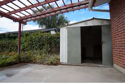 416 E 8260 S, Sandy, UT 84070 - Photo 30