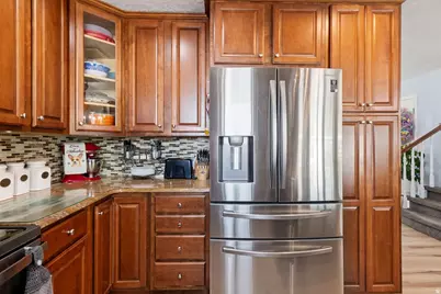 6604 W 4120 S, West Valley, UT 84128 - Photo 8