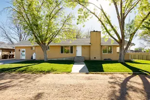 611 S 175 E, Kanab, UT 84741 - Photo 2